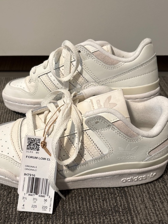 adidas Other - ADIDAS forum low cl brand new with tags size 4